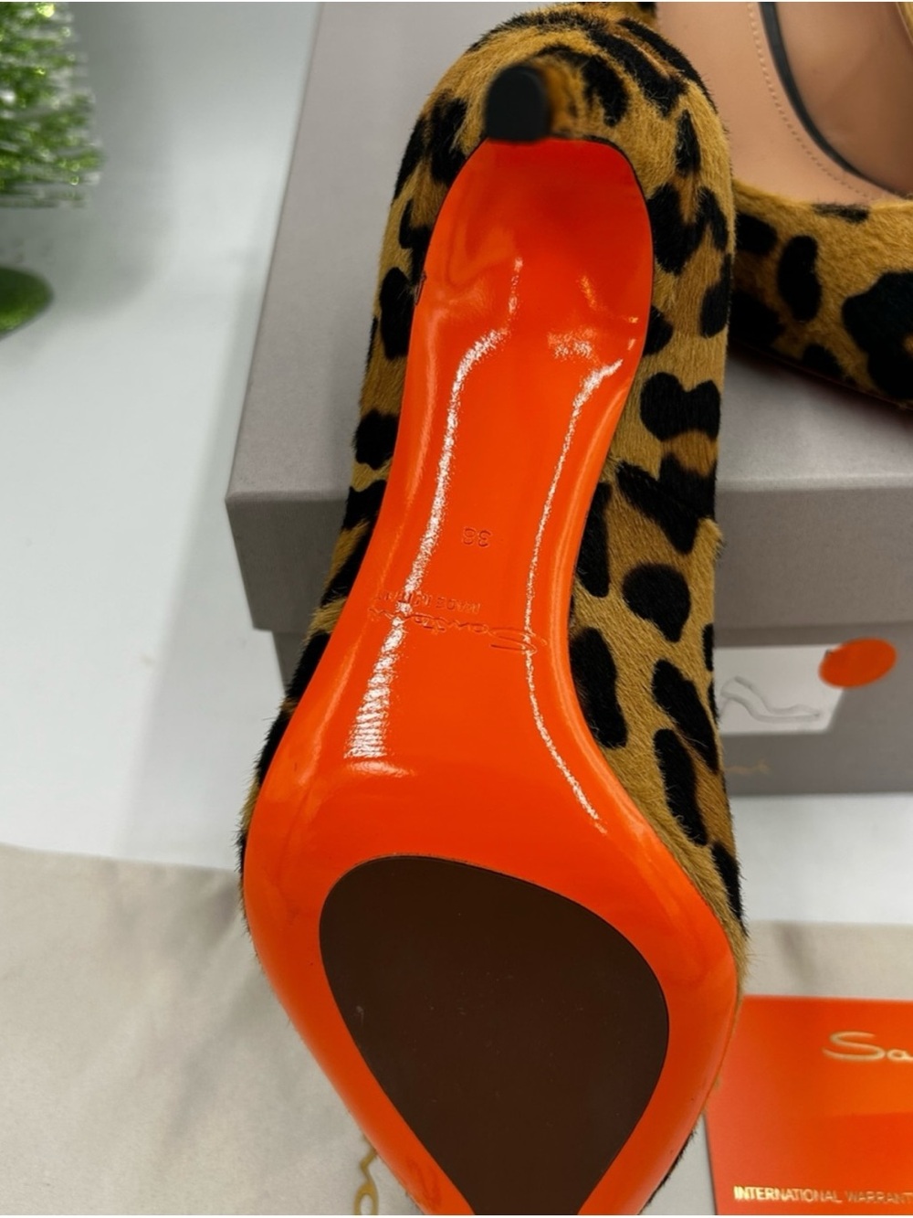 Santoni leopard print stiletto pumps size 38/8 US
made in Italy - Picture 5 of 9